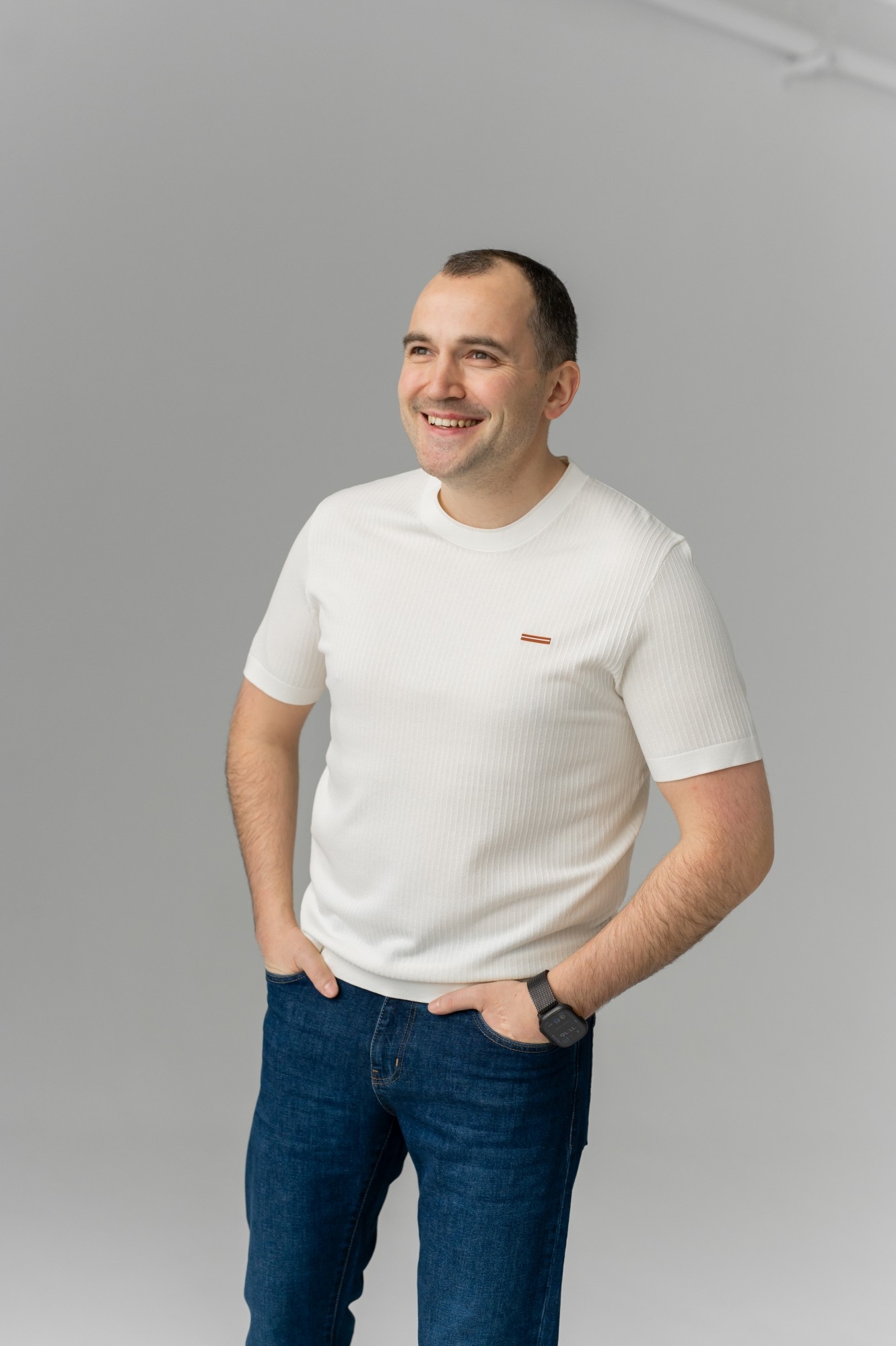 Бежевая футболка CMT(M021)